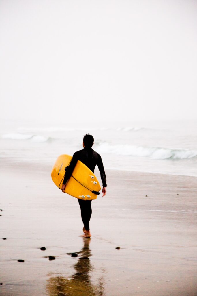 North Narrabeen surfing